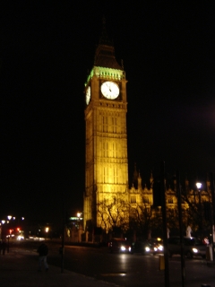 Glockenturm von Big Ben bei Nacht