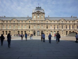 Louvre