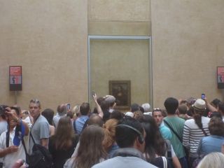 Mona Lisa Groupies