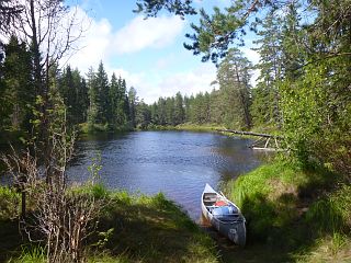 Kanu an der Insel